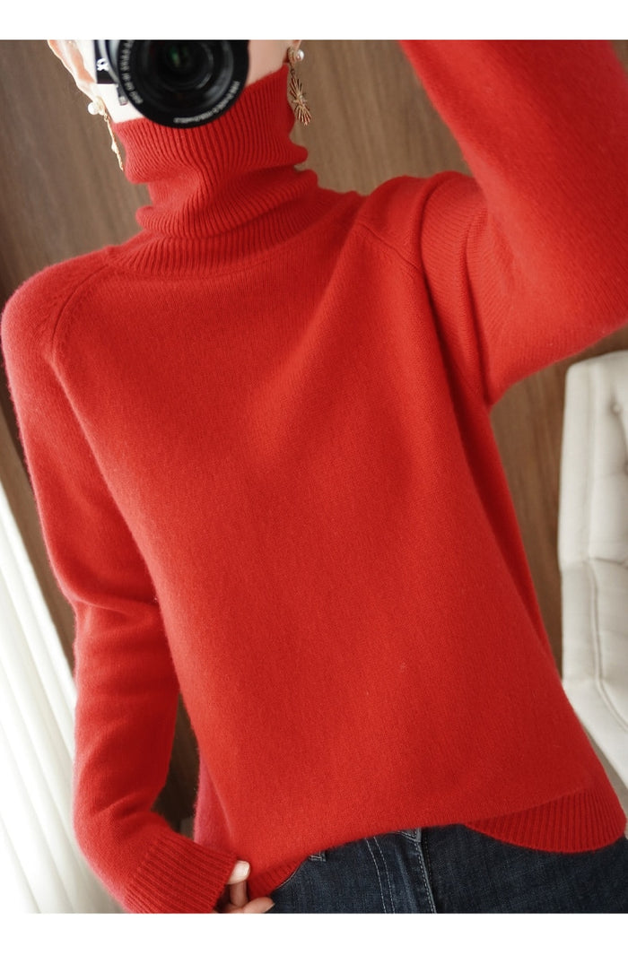 Pull col roulé élégant pour femme, idéal pour l'hiver. Confort et style moderne.