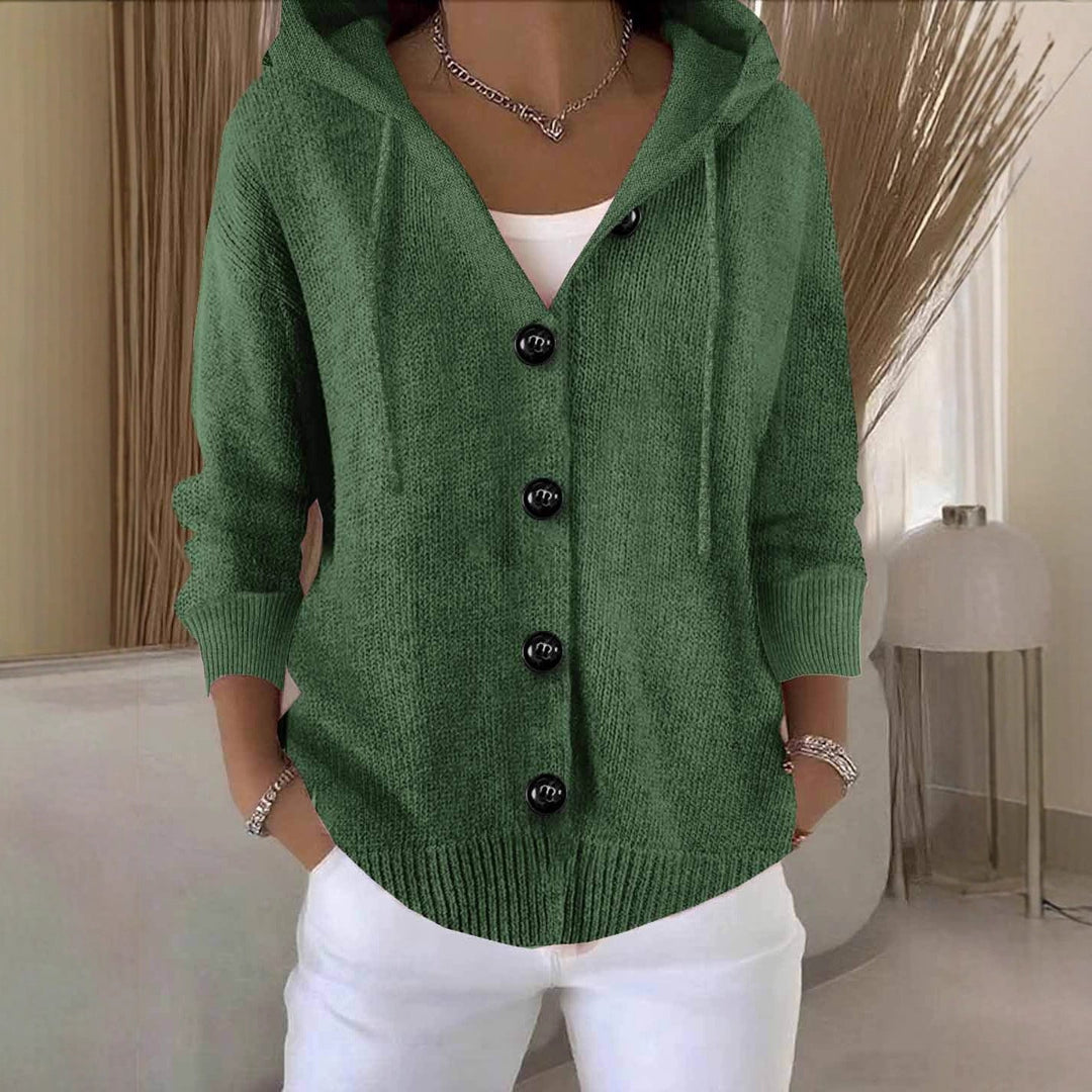Cardigan ample à capuche femme, doux et chaud. Silhouette décontractée, parfait pour superposition confortable.