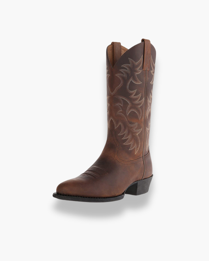 Bottes femme western confortables, parfaites automne-hiver, ajoutent touche chic à tenue.