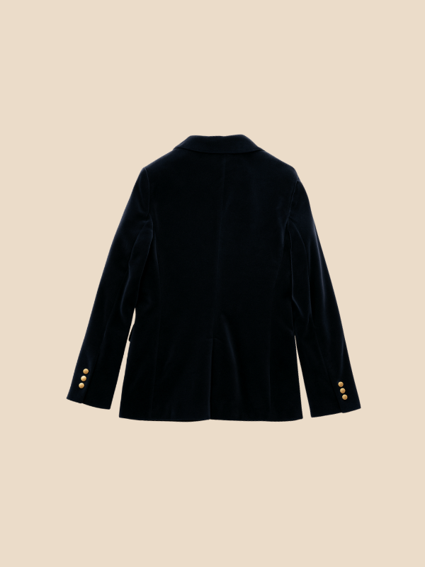 Blazer femme, veste professionnelle avec col revers, pour un look soigné et élégant au travail.