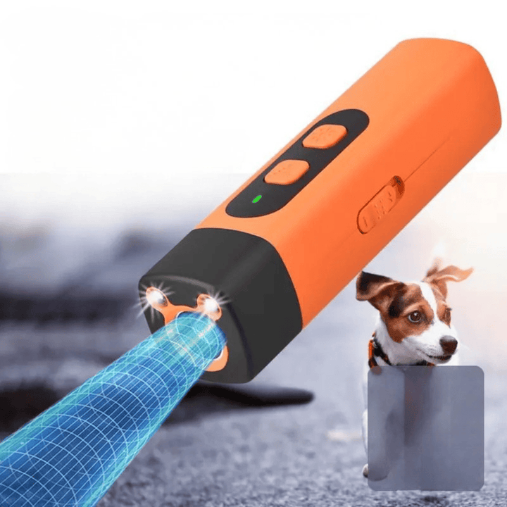 Outil d'aide à l'éducation canine rechargeable pour chien, émet des ultrasons pour corriger les aboiements.