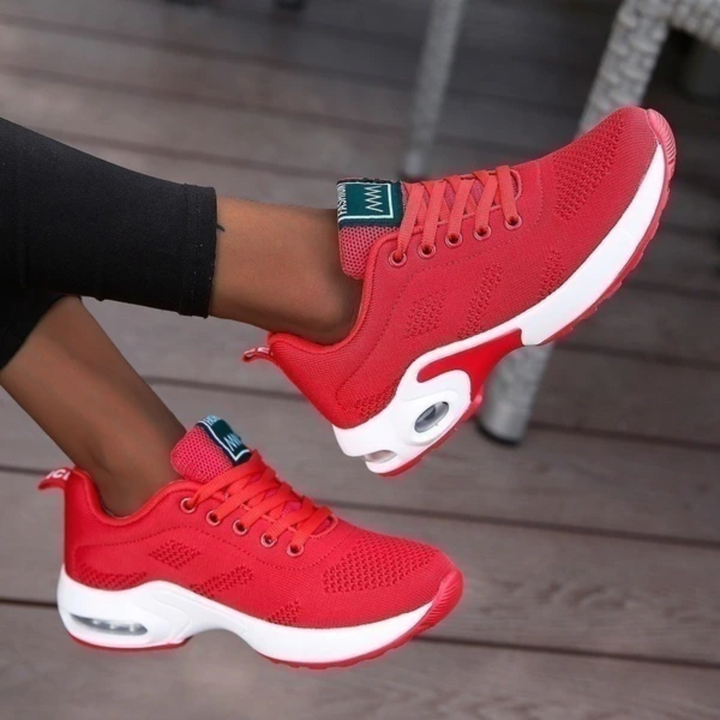 Sneakers femme avec soutien actif du pied, confortables et légères. Parfaites pour le sport ou comme chaussures quotidiennes.