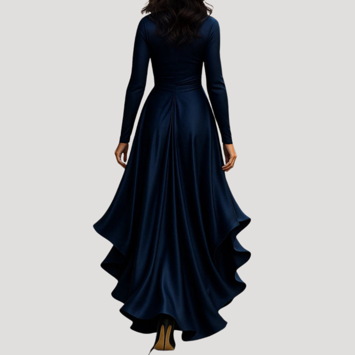 Robe longue femme, style portefeuille, chic et fluide. Manches élégantes, parfaite pour la mode féminine moderne et toute occasion.