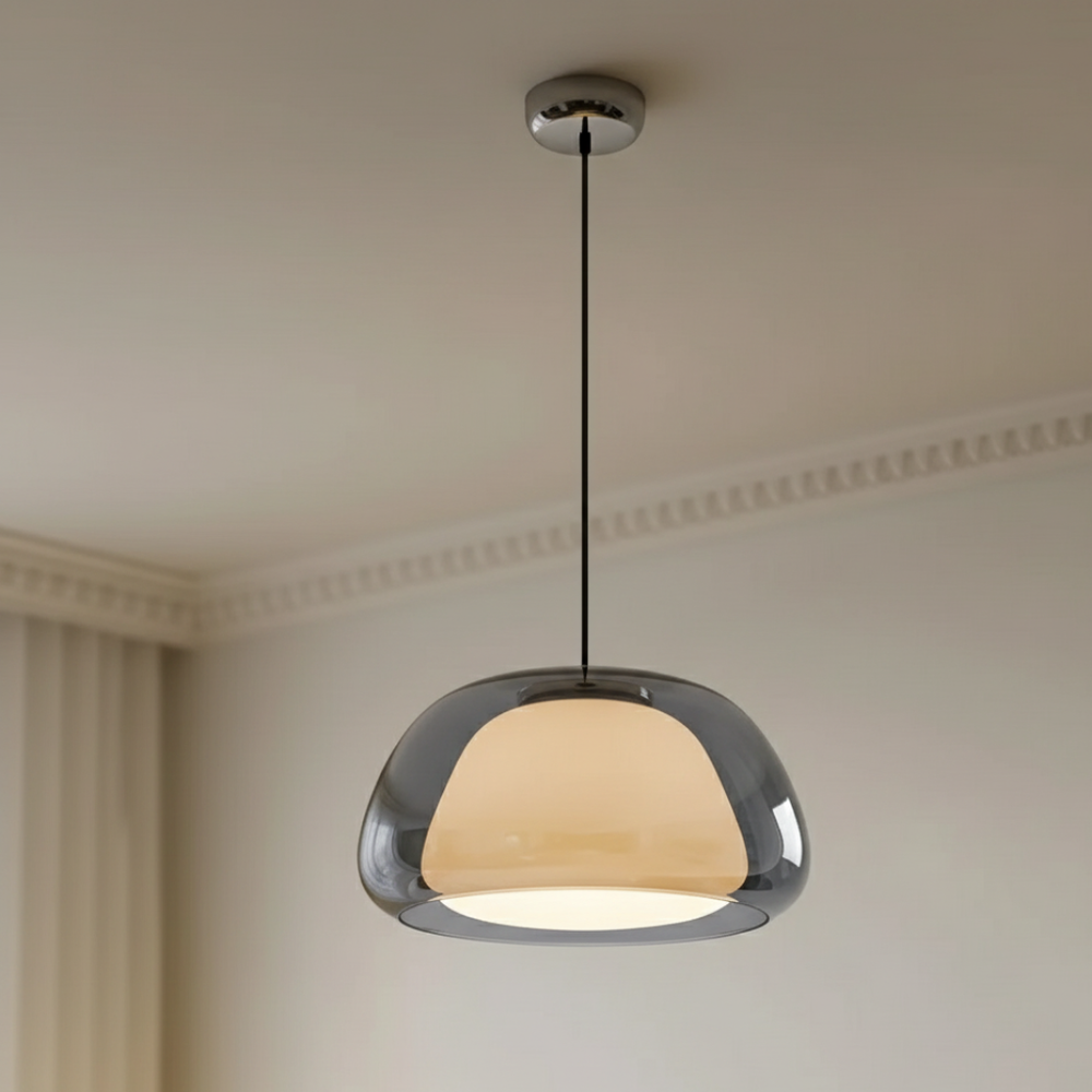 Suspension contemporaine en verre pour cuisine, style dôme ajustable, éclairage intérieur.