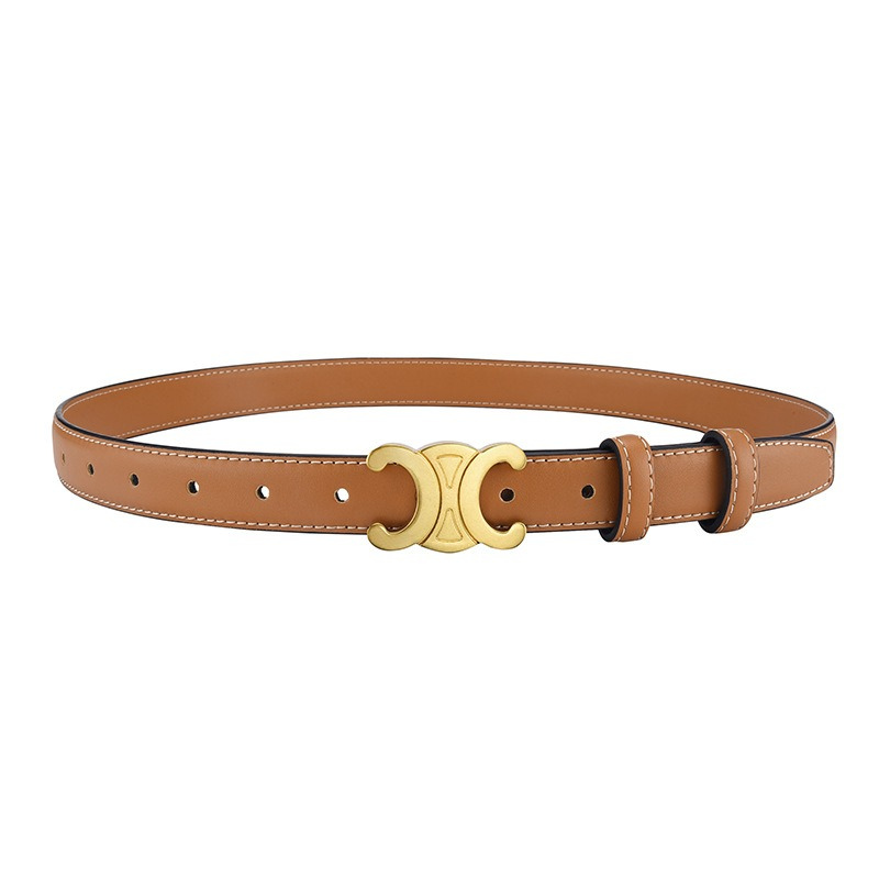 Élégante ceinture en cuir pour femme, modèle Cuve avec boucle raffinée. Un classique chic et moderne pour elle.