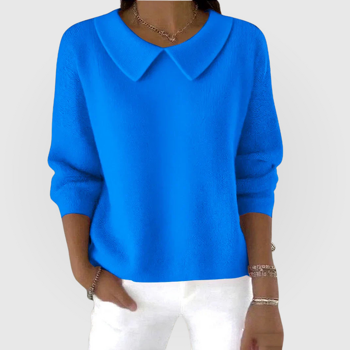 Pull femme chic en maille, col Claudine distinctif, manches longues. Parfait pour une allure élégante.