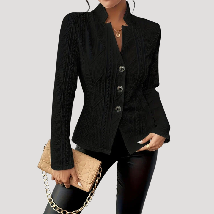 Manteau femme matelassé tendance, parfait pour la mi-saison. Style polyvalent et confortable.
