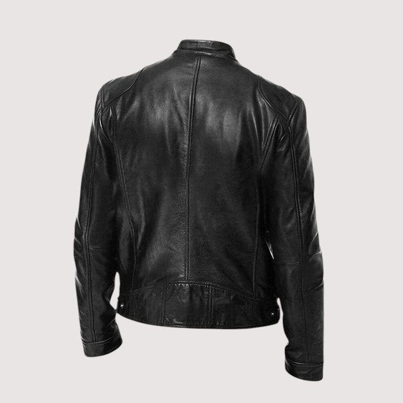 Veste homme verte confortable et élégante. Coupe ajustée, vêtement mode masculine pour l'automne.