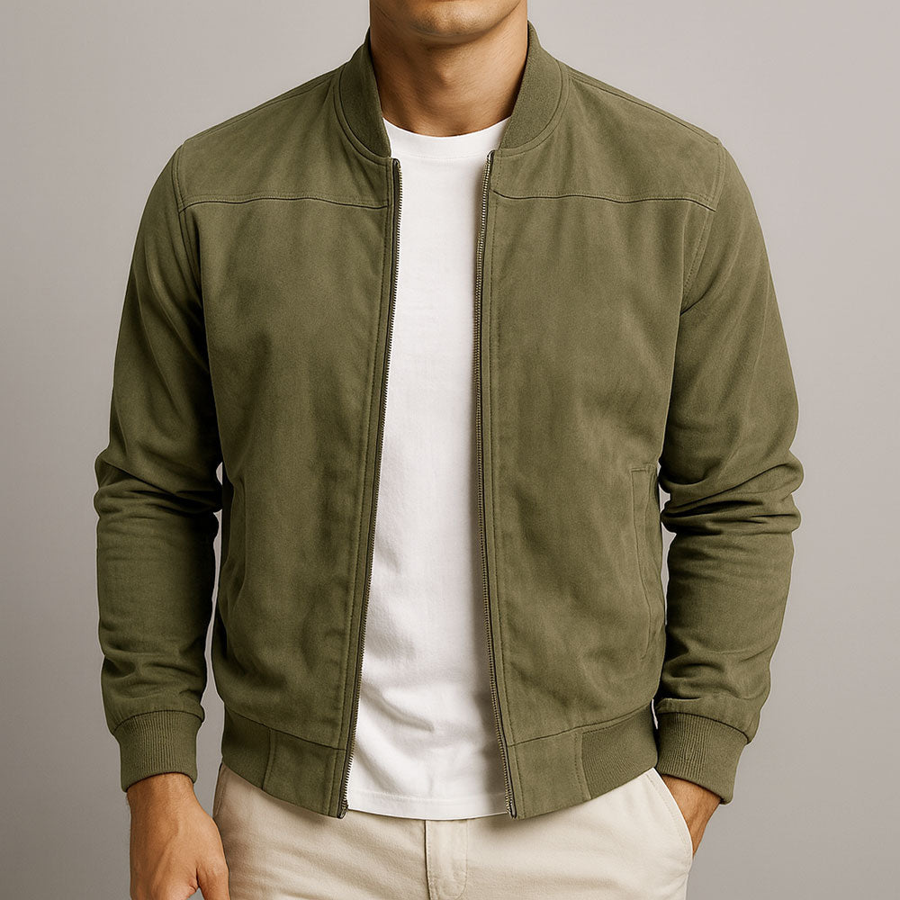 Veste homme tendance, coupe ajustée moderne. Style polyvalent, élégance et confort pour le quotidien.