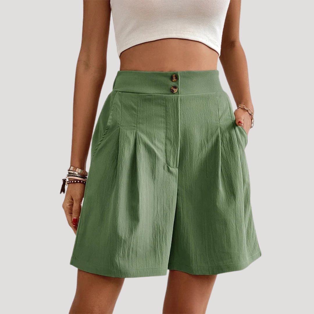 Short chic femme plissé taille haute, parfait pour un look décontracté ou habillé d'été.