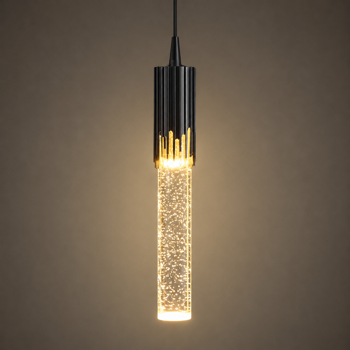 Lustre moderne en verre cylindrique, parfait pour ajouter une touche de design à votre intérieur.