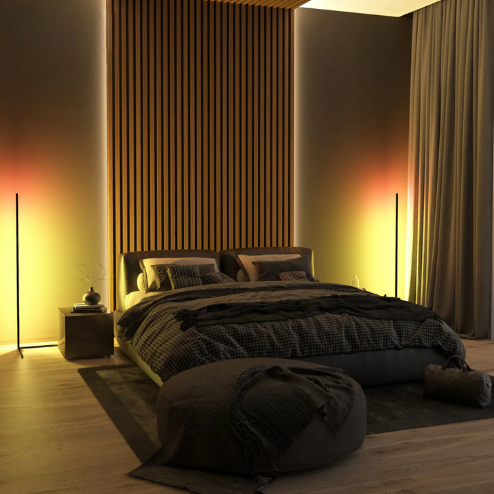 Lampe sur pied LED intelligente pour salon ou chambre, design minimaliste et éclairage moderne.