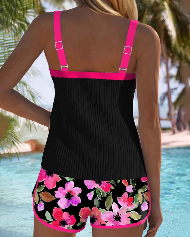 Tankini femme stylé, très confortable pour la plage et la nage.