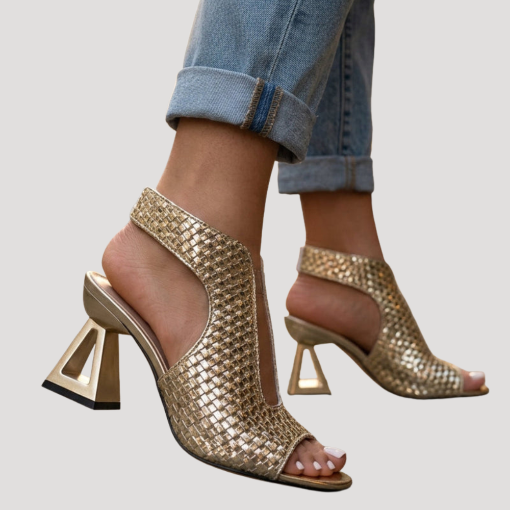 Chaussures d'été femme à talons blocs confortables, design mode bout ouvert.