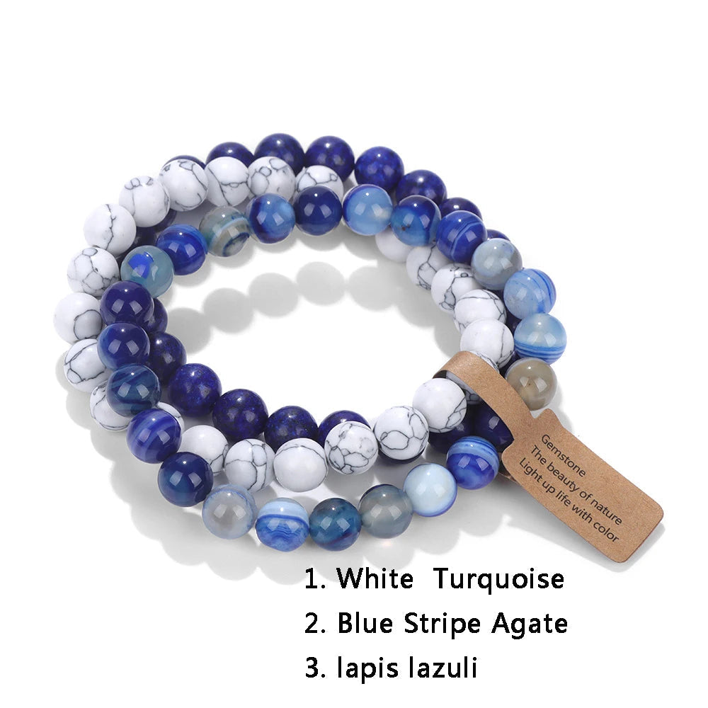 Vue rapprochée d'un bracelet opale et quartz rose, pierres naturelles, style élégance.