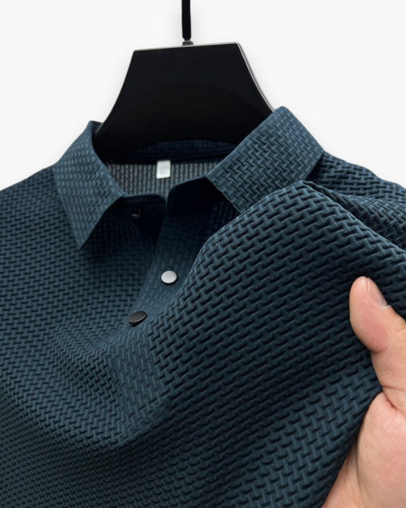 Polo homme élégant, tissu structuré de qualité, pour un style moderne, soigné et décontracté.