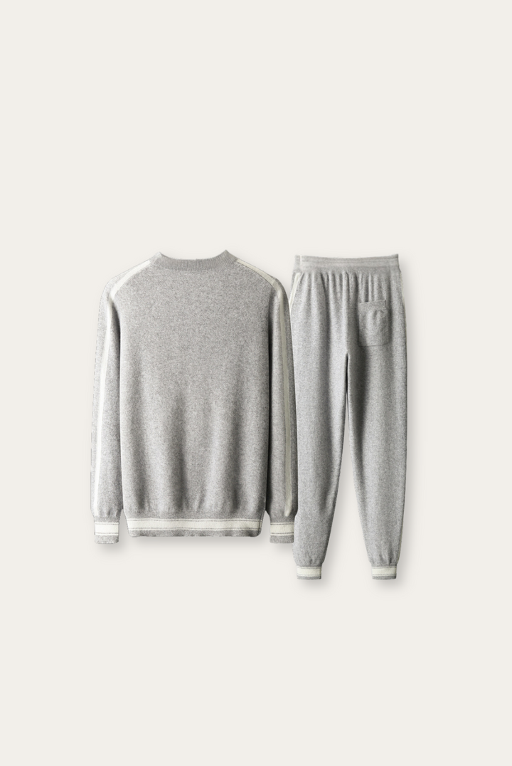 Texture luxueuse de l'ensemble Romano en cachemire et laine mérinos gris clair, douceur et confort supérieurs.