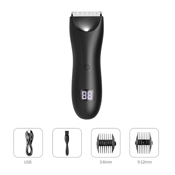 Kit tondeuse HydroTrim homme pour hygiène corporelle et intime, rasage électrique doux et étanche.