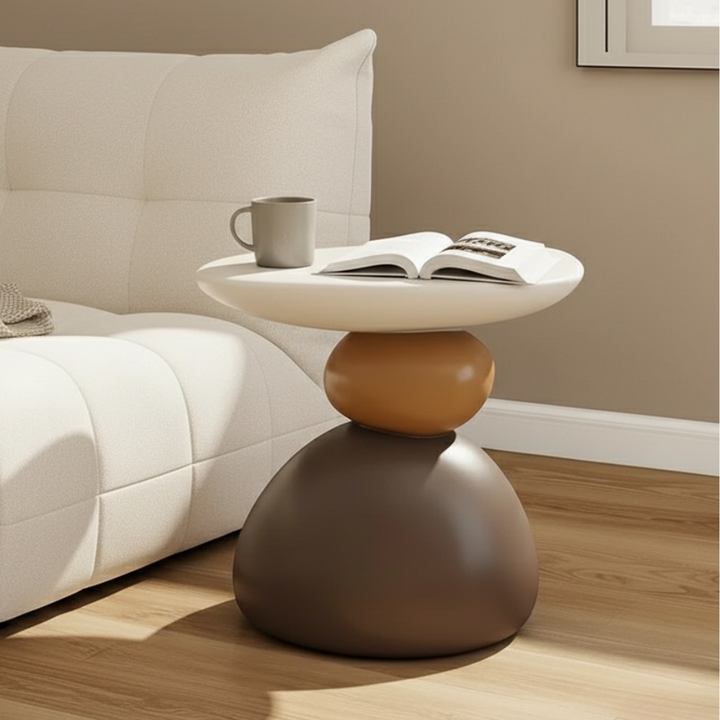 Table de chevet scandinave, minimaliste pour chambre. Design moderne, meuble d'appoint compact.