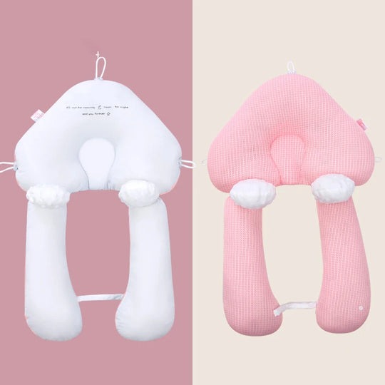 Coussin de sommeil ergonomique pour bébé, assure un repos paisible et sécurisé aux nourrissons.