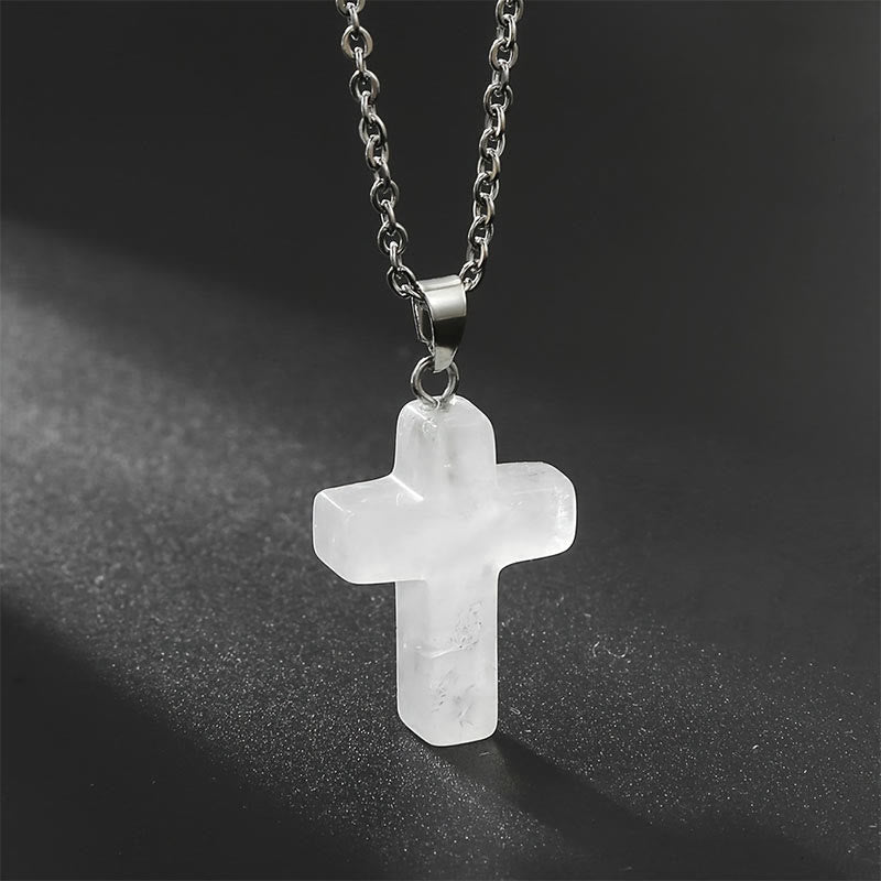 Collier croix artisanal en pierres naturelles, bijou femme, unique et spirituel.
