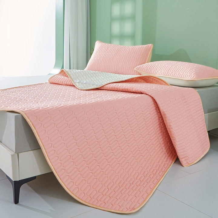 Duvet rafraîchissant en latex pour réguler la température corporelle durant la nuit.