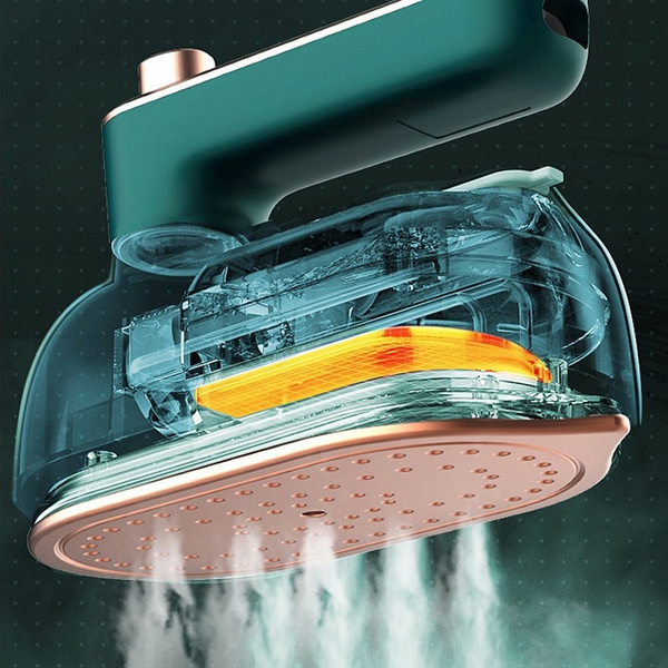 Fer à vapeur portable SteamEase pour des vêtements sans plis en voyage. Repassage rapide, facile & efficace sur tout textile.