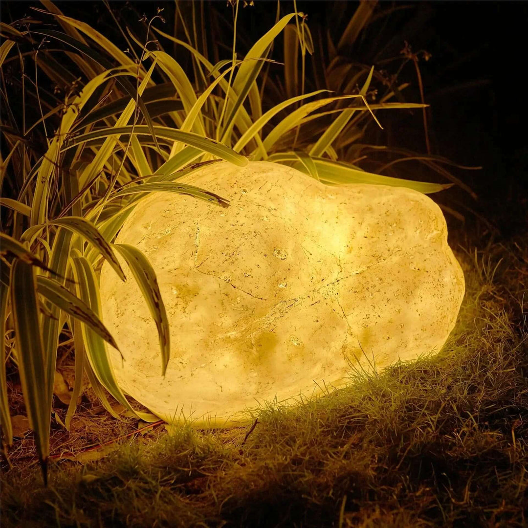 Lampe extérieure solaire étanche, forme pierre, parfaite pour éclairage de jardin résistant aux intempéries et durable.