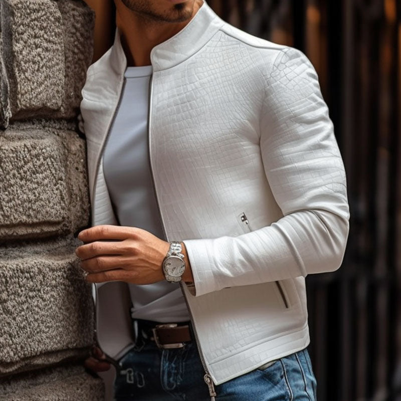 Blouson homme zippé, col montant, coupe ajustée. Motif pierre contemporain, parfait pour l'automne.