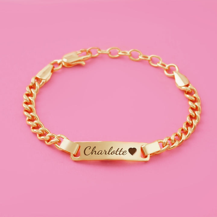 Magnifique bracelet personnalisé pour femmes BabyBond, gravé avec le prénom de bébé, bijou en or idéal.