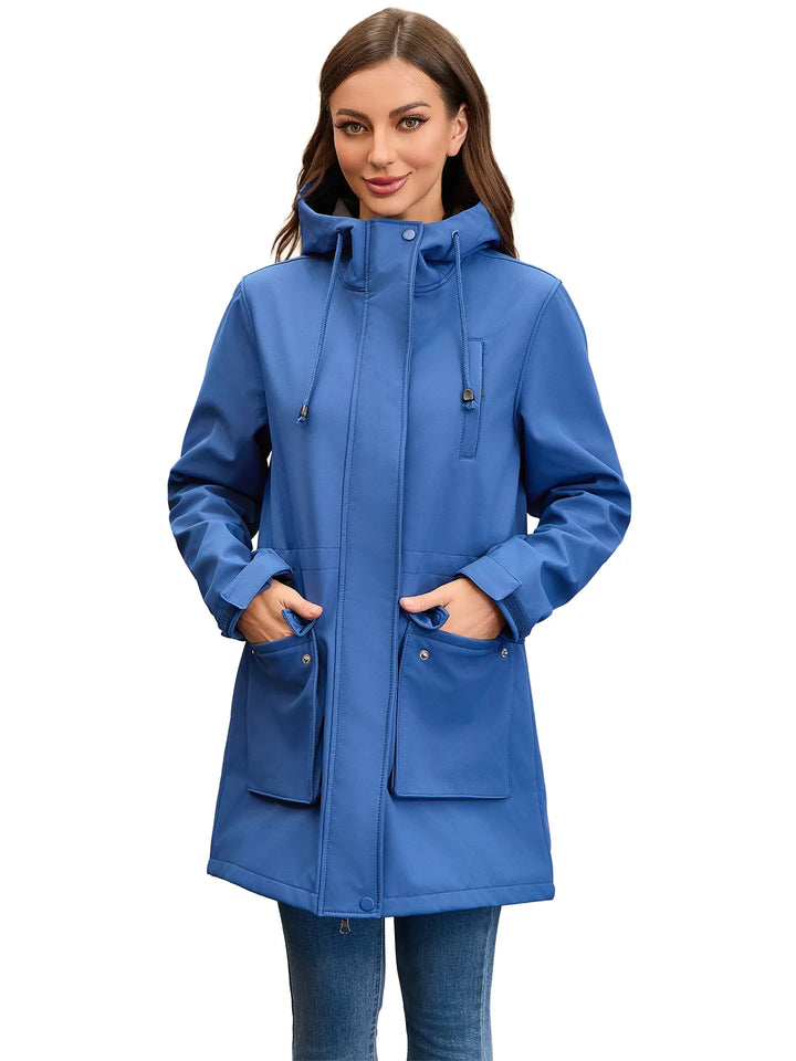 Veste décontractée femme avec capuche, imperméable polyvalente, pour ville, randonnée ou sport.