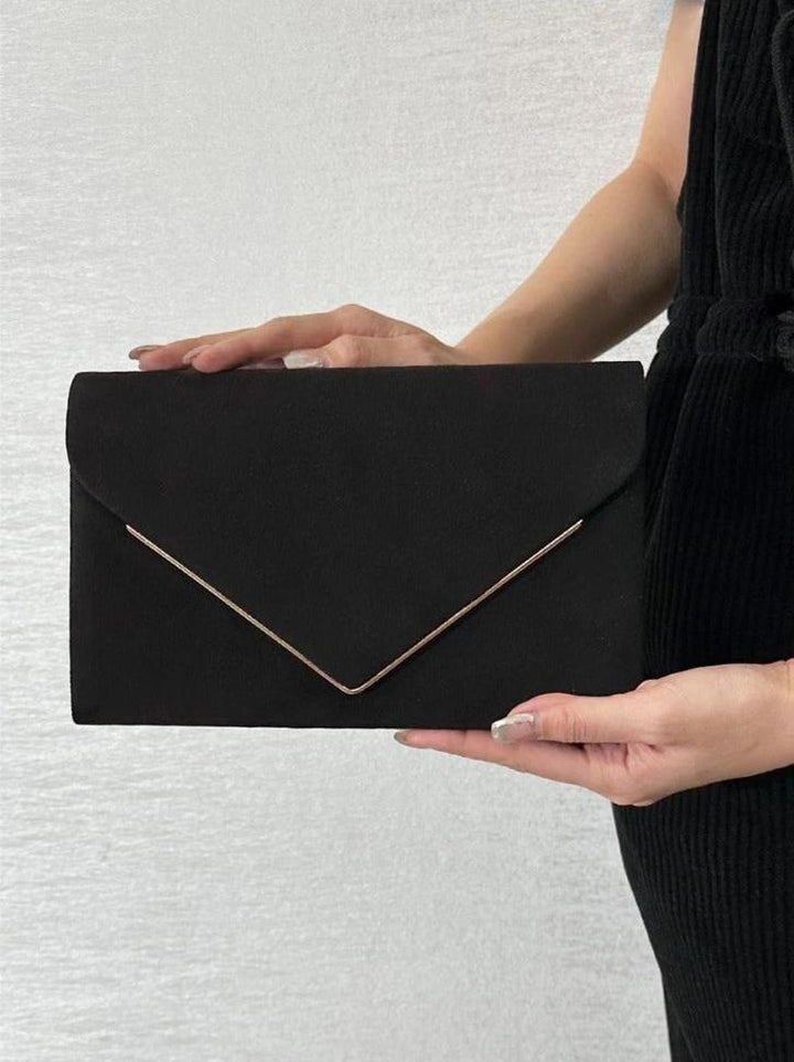 Sac à main velours pour femme, style daim, élégance et raffinement assuré.