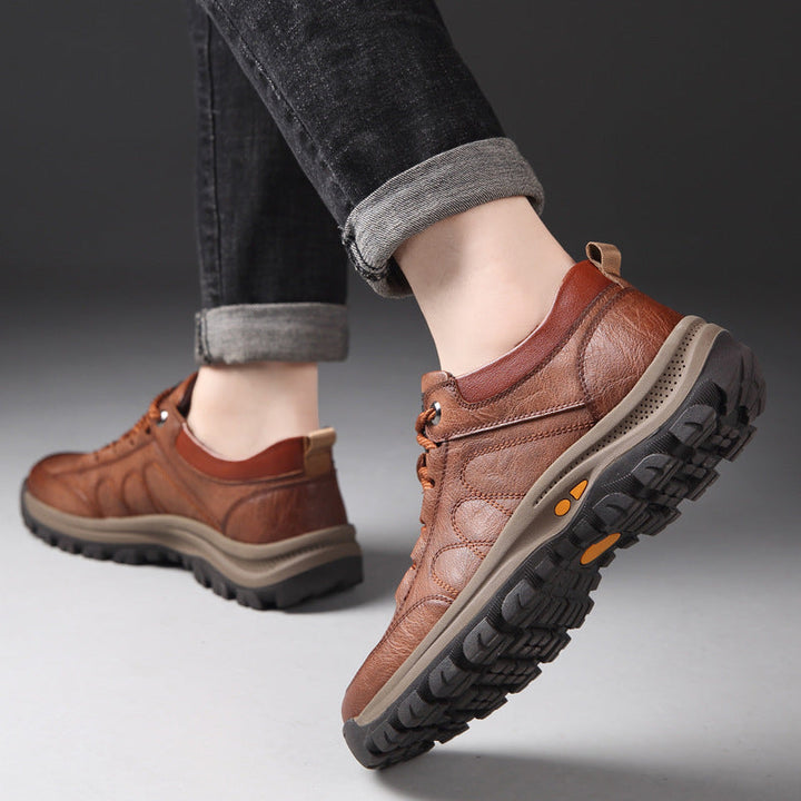Chaussures orthopédiques hommes, confort robuste pour la marche et la randonnée, soutien ergonomique.
