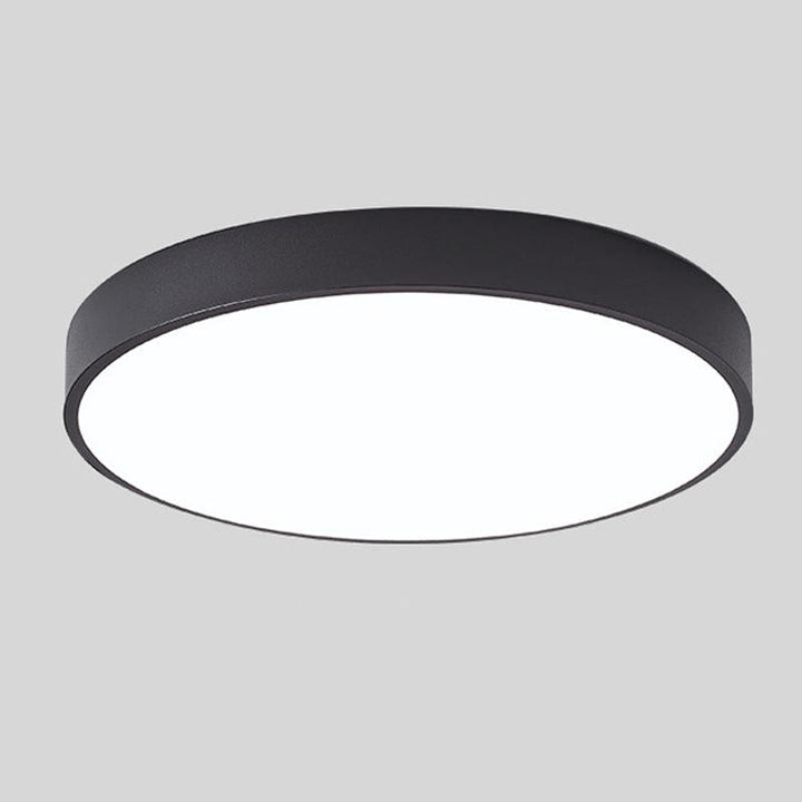Éclairage LED circulaire, design nordique. Apporte couleur et modernité à chambre ou balcon.