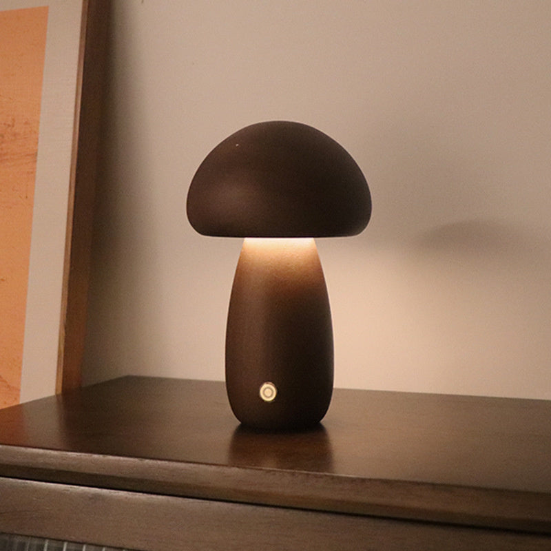 Lampe champignon bois naturel, vintage, excellente pour un éclairage de table ou de chevet.