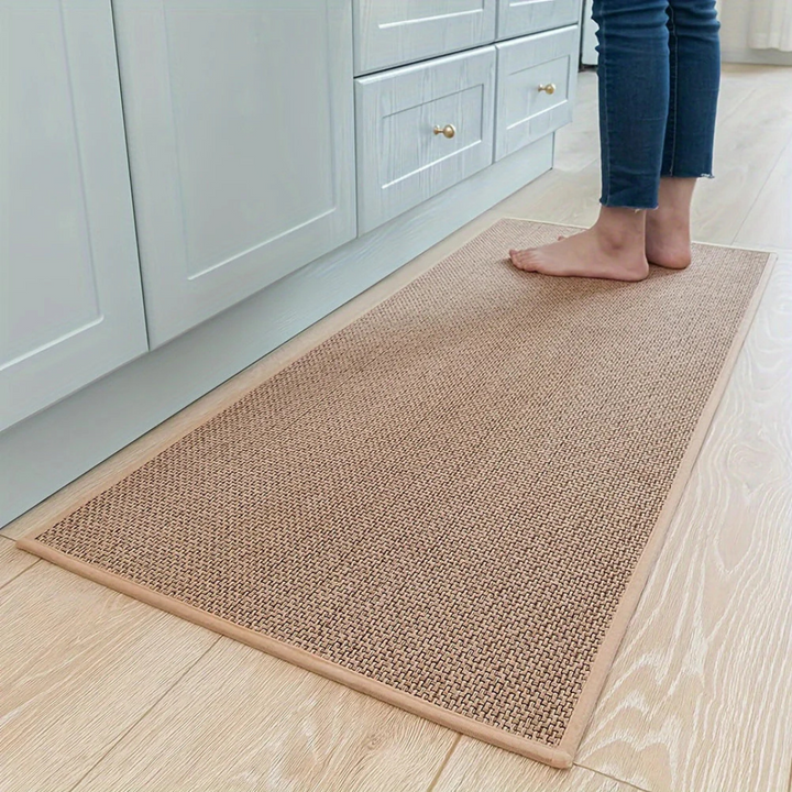 Tapis d'intérieur Veloura Step chic, moderne et facile à nettoyer, idéal pour une protection de sol optimale.