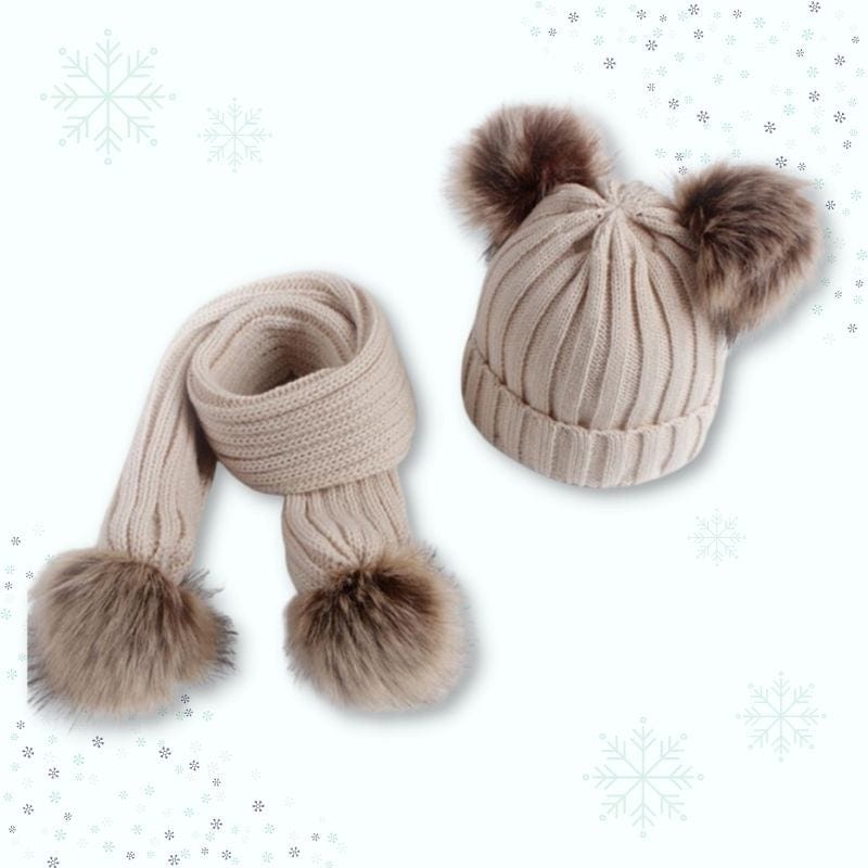 Ensemble bonnet et écharpe bébé mode enfant. Protège du froid et offre une douce chaleur aux petits.