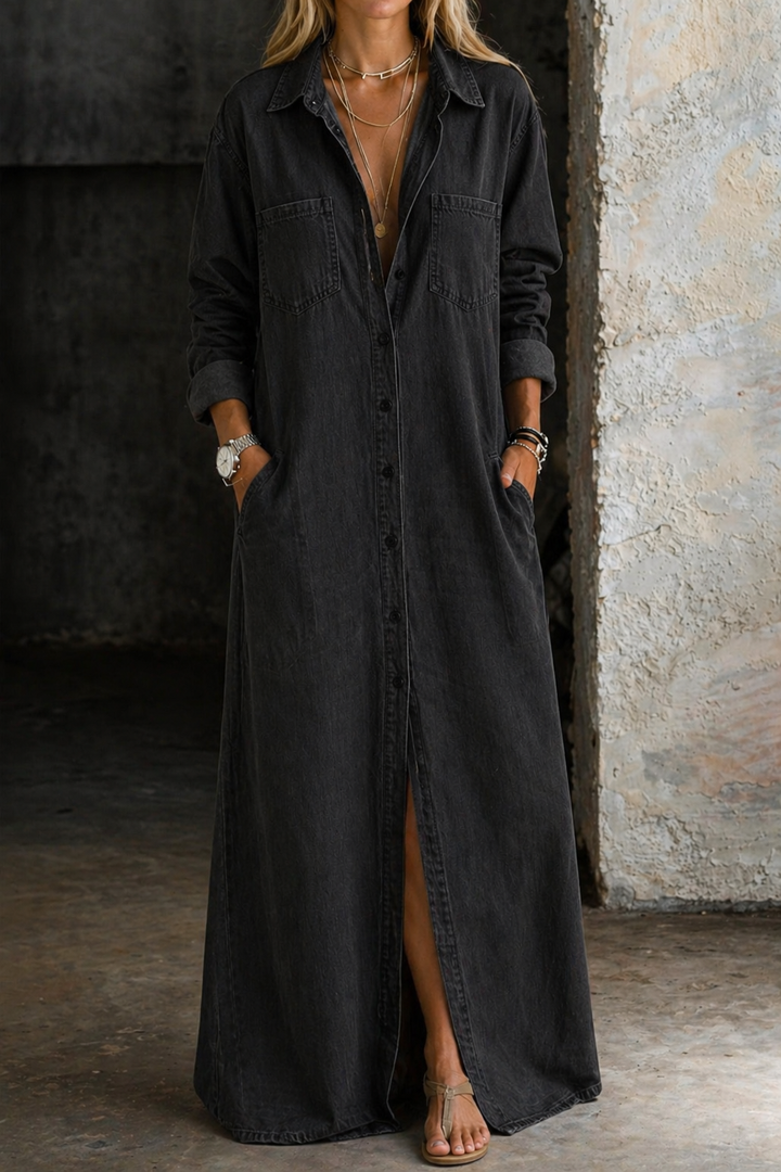 Robe chemise femme décontractée longue, boutonnée, idéale pour le quotidien ou un look estival fluide.