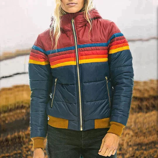 Veste d'hiver zippée Cléa pour femme, chaude et élégante, idéale pour la mode hivernale et une protection optimale.