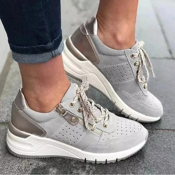 Chaussures confortables femme, sneakers orthopédiques idéales pour le bien-être quotidien, avec excellent amorti et soutien.