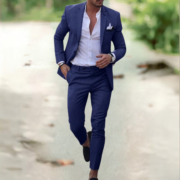 Costume homme slim fit élégant. Ensemble veste et pantalon moderne pour mariage, bureau, soirée. Mode masculine ajustée.