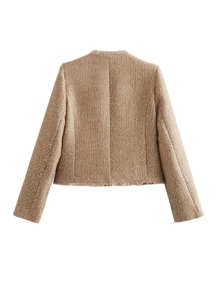 Veste femme chic décontractée, parfaite pour un look quotidien confortable. Mode féminine polyvalente toutes saisons.
