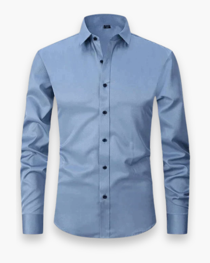 Chemise homme ajustée décontractée chic, polyvalente pour le printemps et l'été. Mode masculine raffinée.
