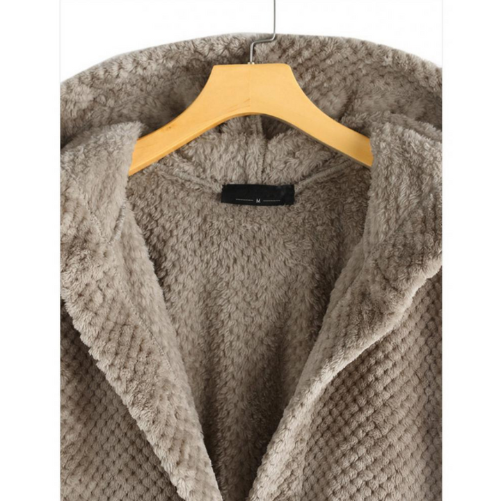 Veste femme FleeceFinesse à capuche, tendance et réversible, pour un look mode décontracté et confortable.