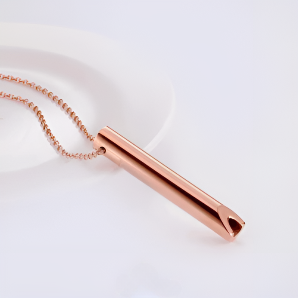 Collier respiratoire naturel et discret, favorise la relaxation et le sevrage du tabac.