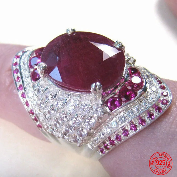 Magnifique bague pour femme avec rubis véritable et argent sterling 925. Pierre précieuse chic.