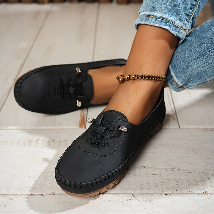 Chaussures orthopédiques pour femmes, conçues pour pieds sensibles, souples et confortables.