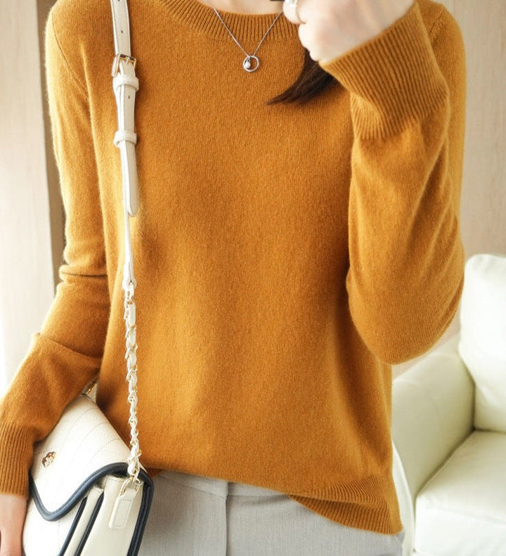 Pull femme élégant, moderne et ultra confortable, parfait pour toutes les occasions hivernales.