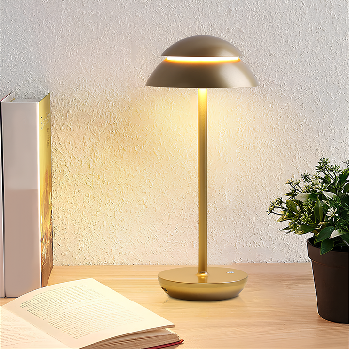 Lampe de table sans fil en aluminium, look moderne minimaliste. Design scandinave, éclairage LED dimmable pour tout intérieur.