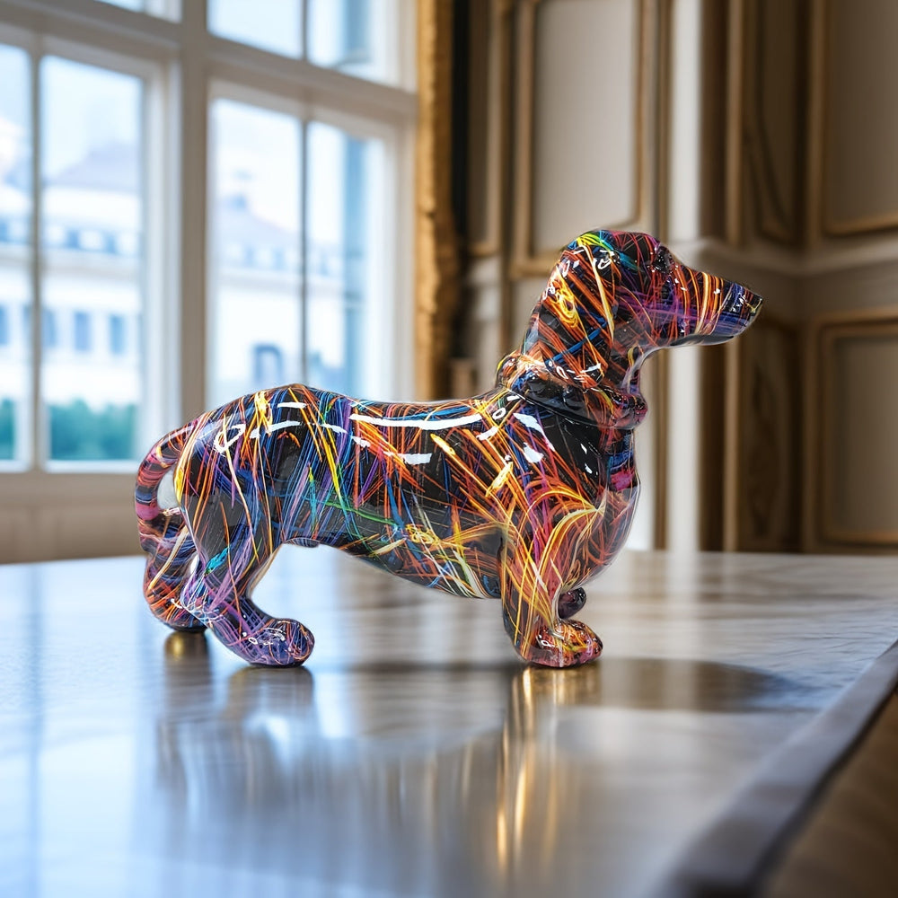 Teckel décoratif abstrait multicolore. Décoration ludique en résine pour un intérieur moderne et vibrant.